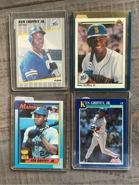 Ken Griffey, Jr. MLB Baseball Card Lot of 4